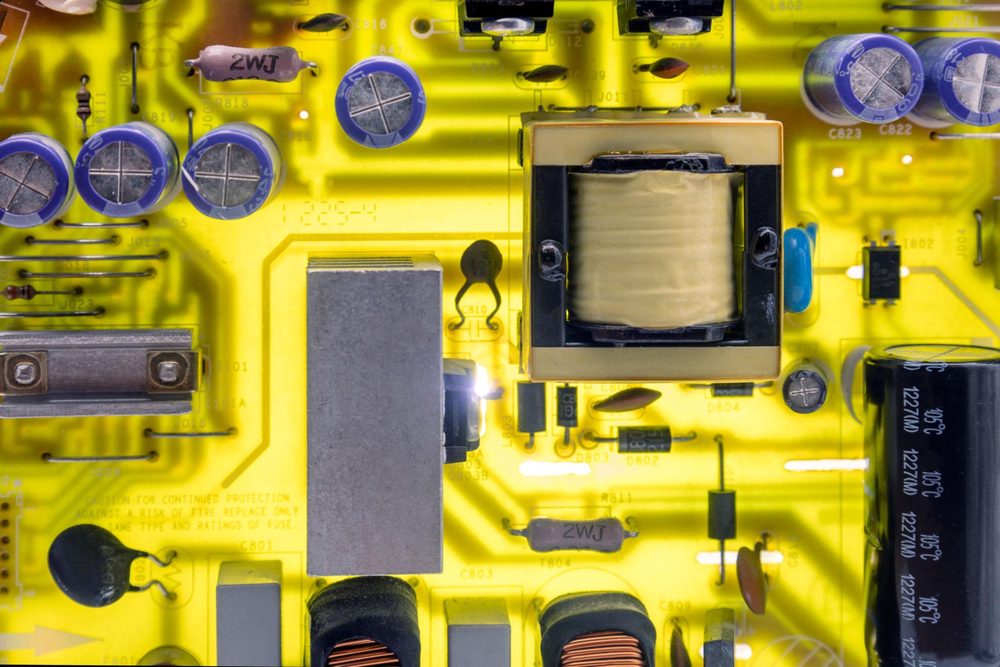 How a LED Power Supply Supplier Ensures Stable Supply and Performance Across Lighting Projects - Blog article cover image