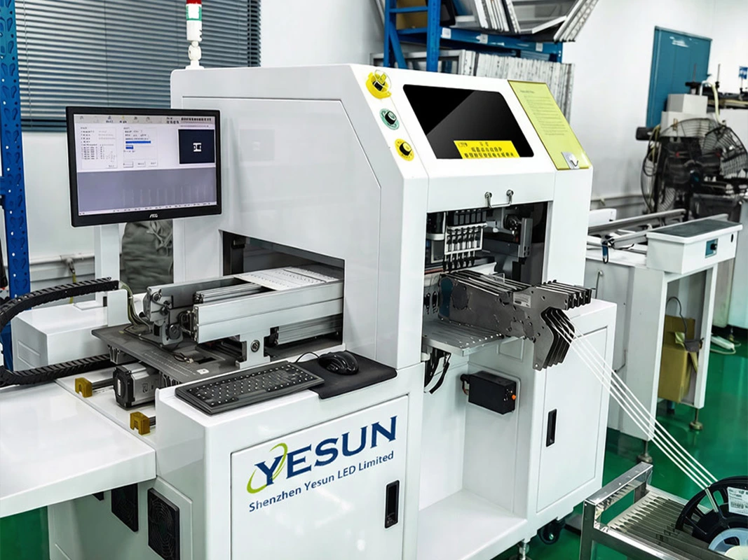 Automatic SMT placement machine for LED assembly